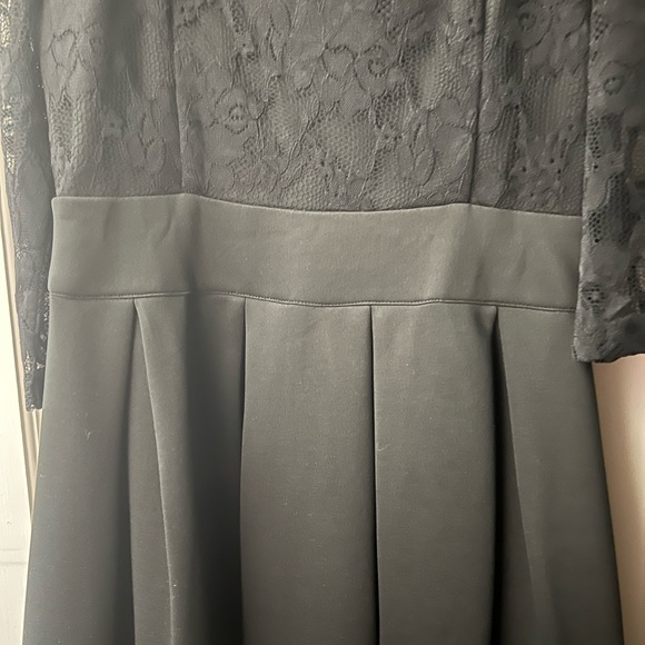 Black lace dress Miusol Size small - Picture 7 of 13